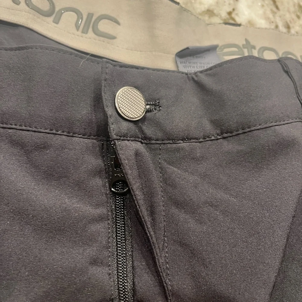 Etonic men’s black golf‎ shorts size 36